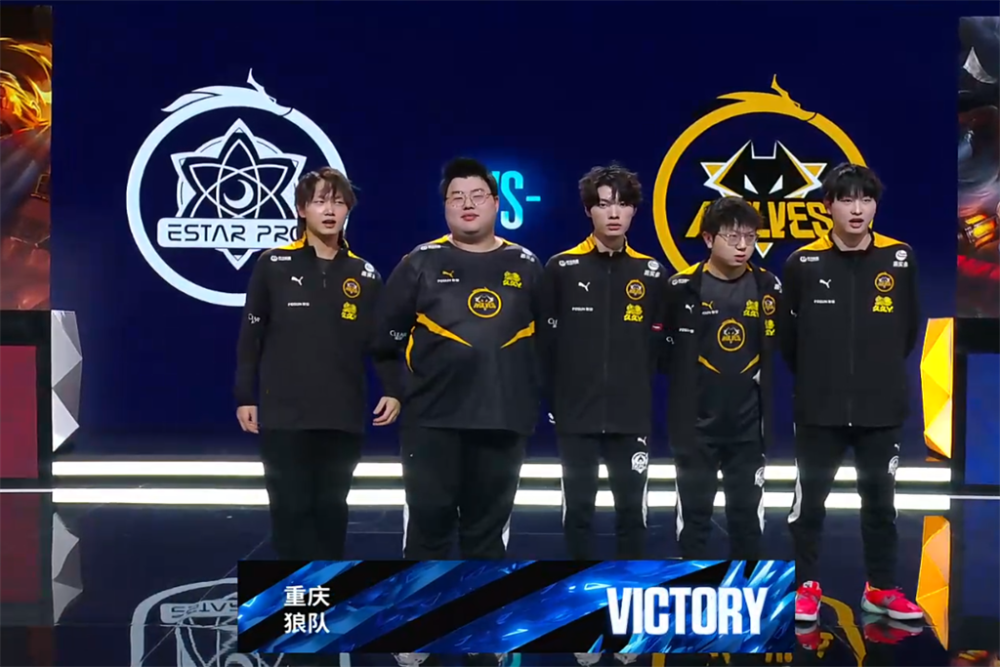 决于阵容厚 决于阵容厚